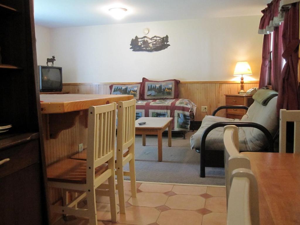 Bear Tree Lodge 위어스비치 객실 사진